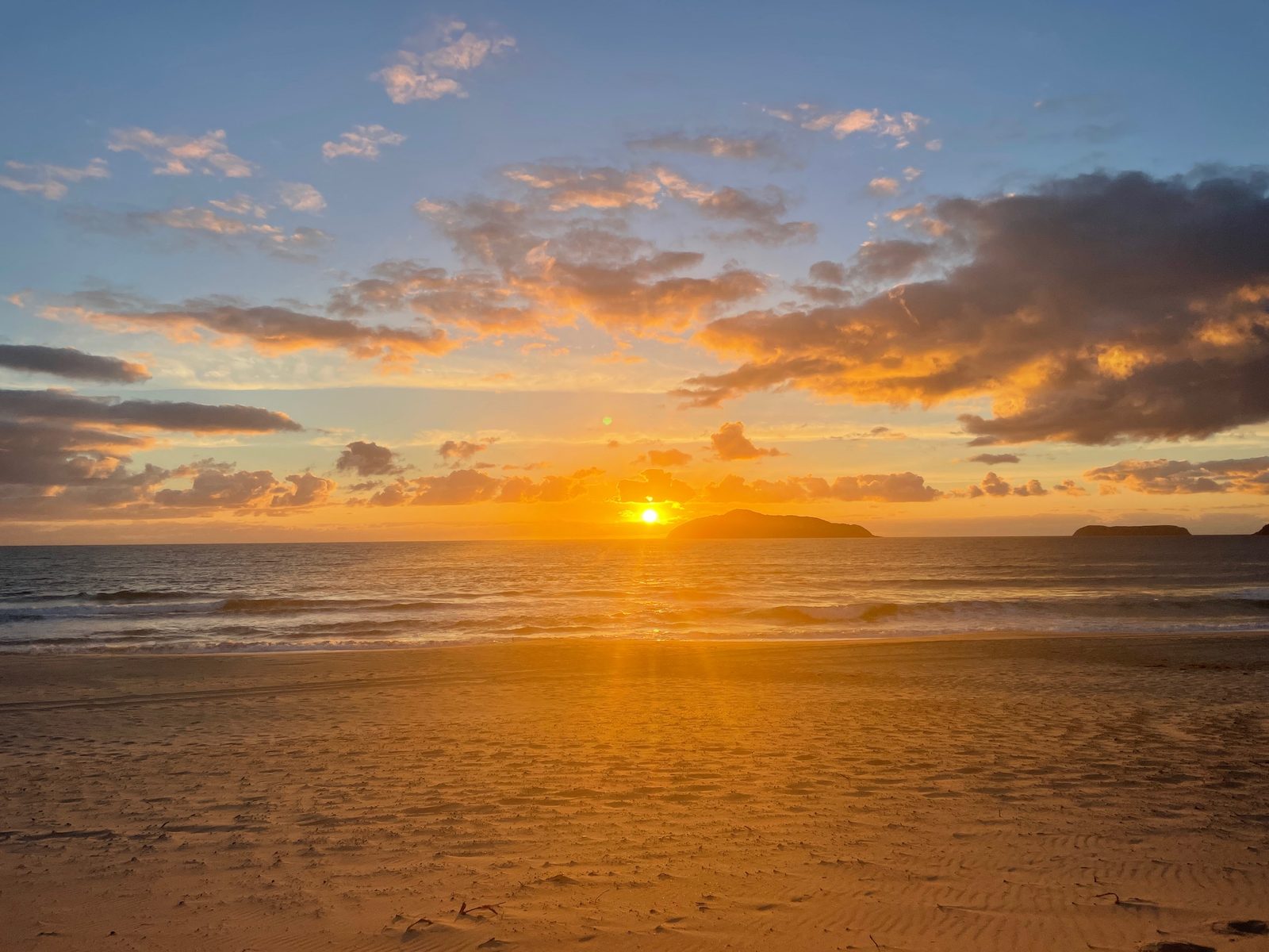 Sunrise at Bennetts Beach, Port Stephens with Broughton Island silhouette